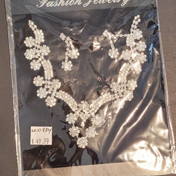 Ladies Sexy Rhinestone Jewelry Necklace and Earrings LC 06734 - Picture 2 of 3